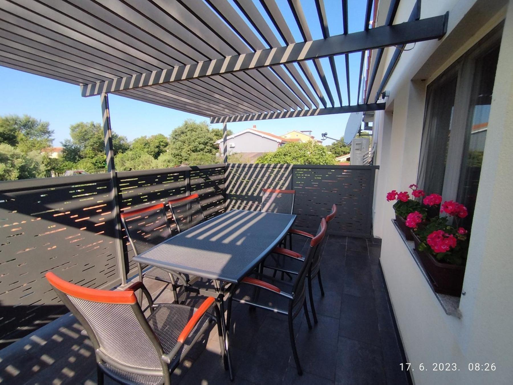 Apartment Zelena Oaza Sisan 75 M2 - 2 Bedrooms Dış mekan fotoğraf